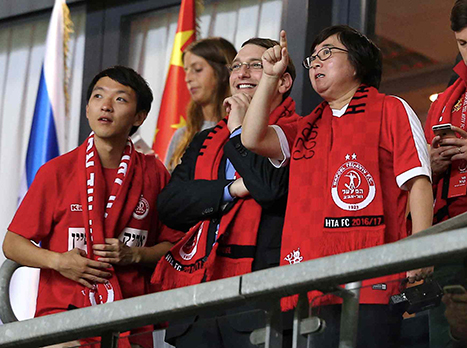 כבירי חיפש דרכים לייצב את הספינה (צילום: אלן שיבר)