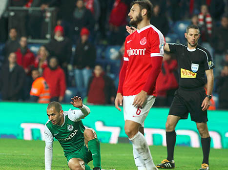 זה ברח להפועל בין הידיים (אלן שיבר)