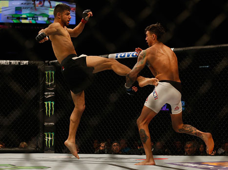 רודריגז. בעיטה מעופפת (gettyimages)