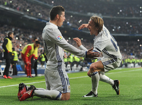 הבלאנקוס דרסו בהרכב חסר (getty)