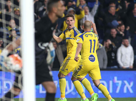 קיארטנסון חוגג מול ב"ש. ראיקוביץ': "לא יכול להגיד שהצטיינתי" (אלן שיבר)