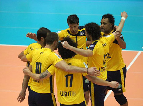 חוזרת לגמר אחרי 4 שנים (דייויד סילברמן, איגוד הכדורעף)