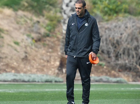 נא להתרגל. גיא לוזון מאמן מכבי חיפה (האתר הרשמי, מכבי חיפה)