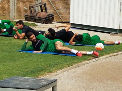 עטר באימון. לוזון: "ההרכב מול בית"ר שיחק טוב, לא ראיתי סיבה להחליף"