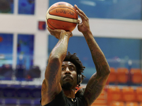 אמארה מתחמם. הזדמנות אחרונה (אלן שיבר)