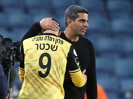 מחמאות למימר (אלן שיבר)