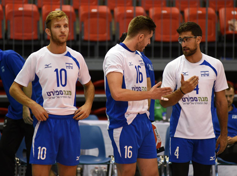 מסיימת את הקמפיין עם עוד הפסד (איגוד הכדורעף)