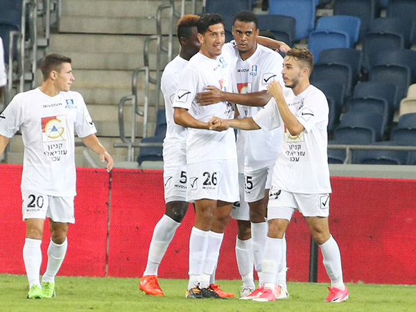 מתחדשת. עכו