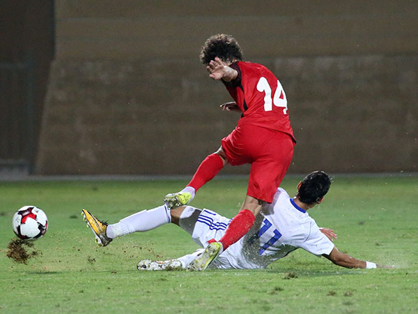 האזרים לא עמדו בקצב של ישראל (יוסי שקל)