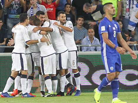 הדיבורים היה בעיקר מחוץ למגרש (אלן שיבר)