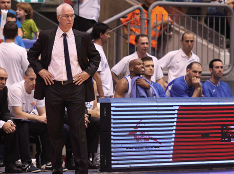 שיבק. הפסיד בבית לאסטוניה (אלן שיבר)