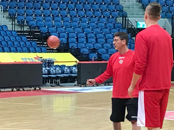 קציקאריס: "גם האוהדים מתרגשים"