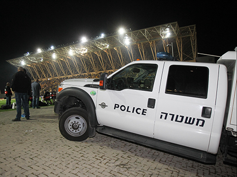 משטרה בטדי. "אמירה לאוהדי הספורט" (דני מרון)