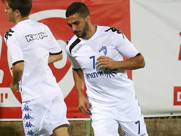 פצוע בקרסול. עאבד (דני מרון)