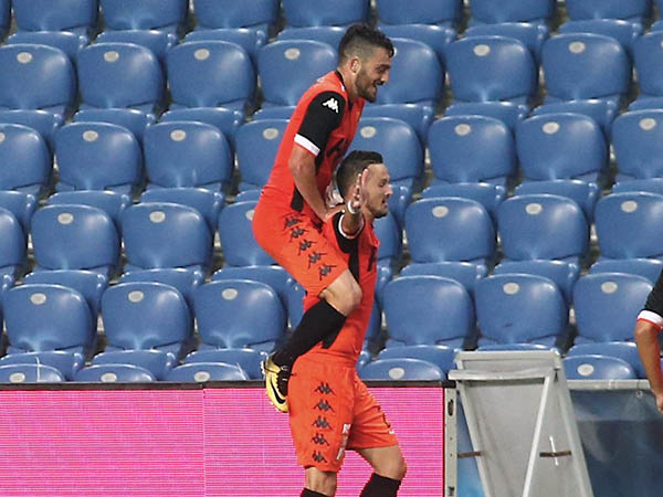 יקבל הצעה. ואלסקיס (דני מרון)