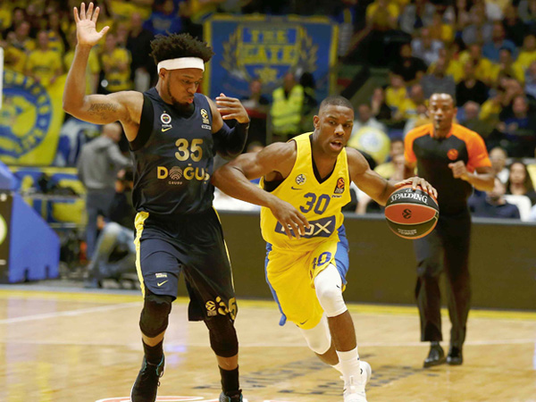 קול: "אני וג'קסון? שילוב קטלני" (אלן שיבר)