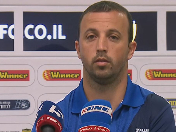 בן זקן מתחיל לצבור בטחון