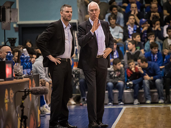 שיבק פספס ניצחון שני בהרצליה (מנהלת)