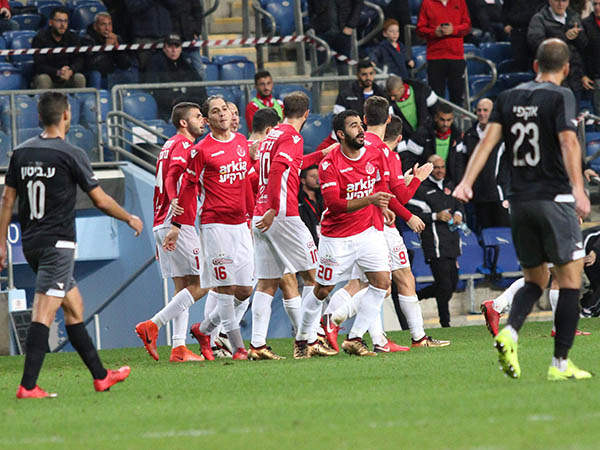 חגיגה בהפועל ת"א (עדי אבישי)