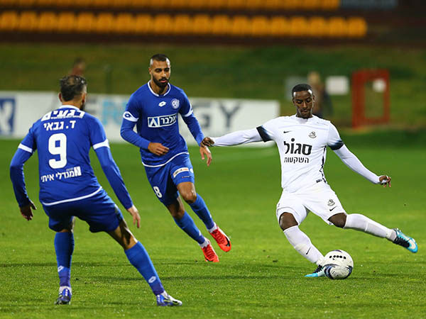 קינדה השלים מהפך בדקה ה-90 (לירון מולדובן)