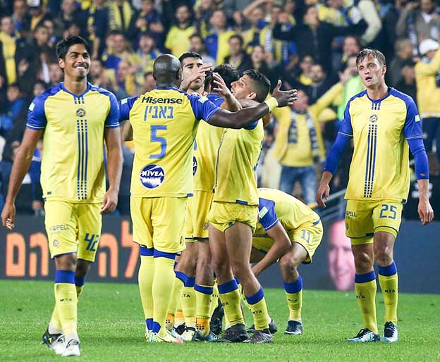 קבוצה מגובשת עם חדר הלבשה מלוכד (דני מרון)