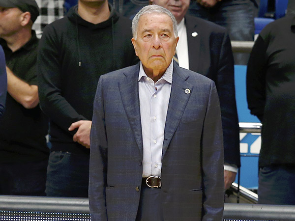 יכול לחייך קצת יותר. שמעון מזרחי וההבעה המוכרת (צילום: אלן שיבר)