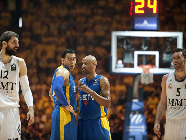 "העונה התחלקה לשלבים" (getty)