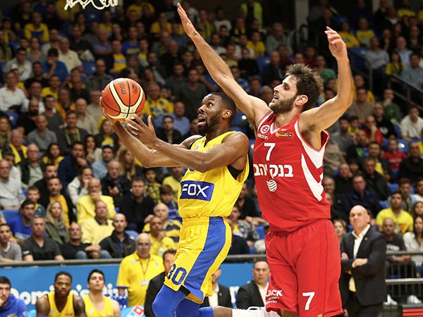 הקלאסיקו בין מכבי ת"א לירושלים במחזור ה-26 (צילום: אלן שיבר)