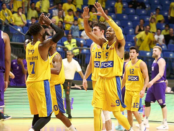 מכבי ת"א כבר הייתה בדרך להפסד (צילום: אלן שיבר)