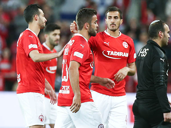 "ויטור אחד השחקנים הכי מקצוענים שאימנתי" (דני מרון)