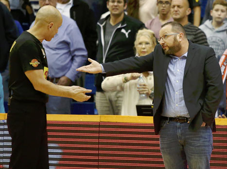 תופעה שכיחה. מחאות נגד השופטים (מנהלת הליגה)