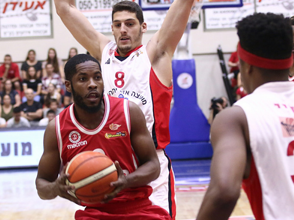 האיש של ירושלים. דייסון היה בלתי ניתן לעצירה (צילום: מנהלת הליגה)