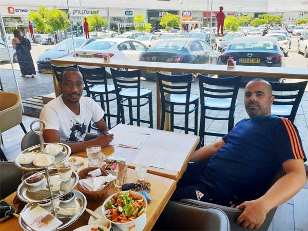 נשאר בחדרה. זלקה