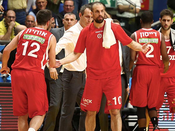 עד לאן האדומים יגיעו במפעל? (צילום: אלן שיבר)