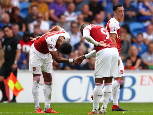 אובמיאנג ולקאזט חגגו על קארדיף (getty)