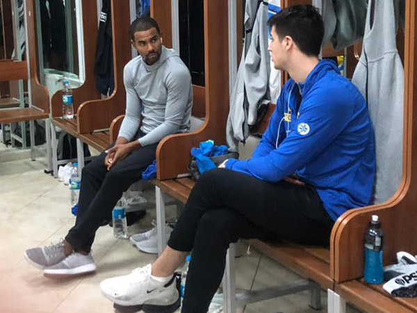 סשנס, שני משחקים ודי