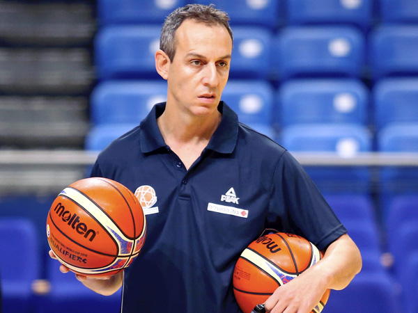 קטש. מחכים לו שני משחקים קשים