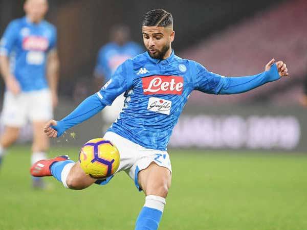 אינסינייה. הסמל של נאפולי (Getty)