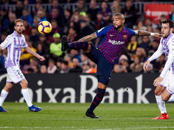 דקות ראשונות בליגה והחמצה אחת גדולה. קווין פרינס (PAU BARRENA, Getty)