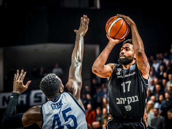 באטלר וירושלים השיגו ניצחון ראשון בנוק אאוט, אבל לא ממש הרשימו (FIBA)