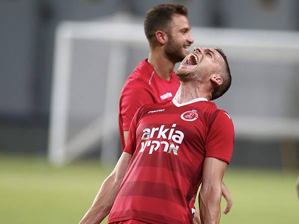 גם הוא יזומן לנבחרת האזרית בקרוב. עגייב (אלן שיבר)