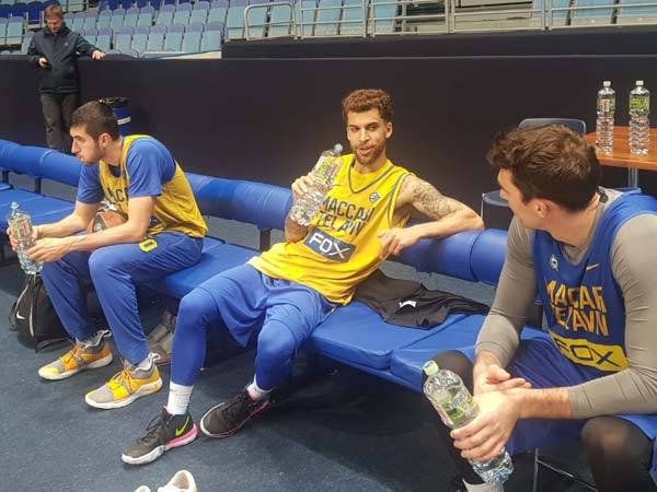 מצב רוח טוב במכבי ת"א לפני המפגש עם חימקי (האתר הרשמי)