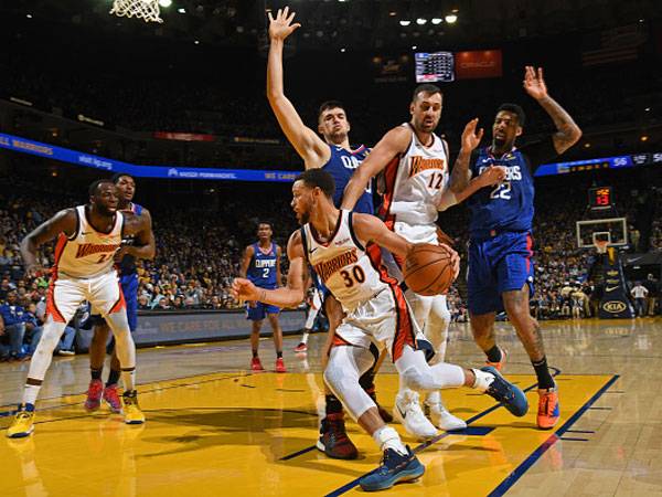 כנראה שלא מכאן תבוא הדרמה (צילום: Noah Graham/NBAE via Getty Images)