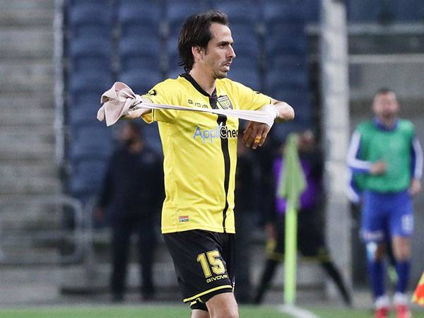 בניון. תפקיד המנהל הטכני תפור עליו. לא בטוח שמנהל מקצועי (דני מרון)