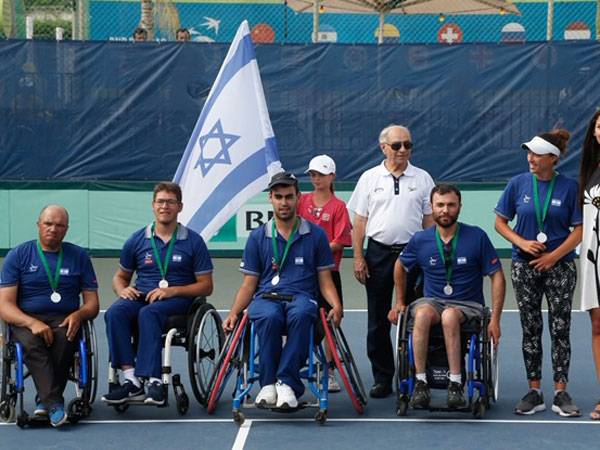 במעמד הפודיום (ניר קידר)