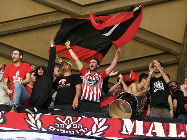 האוהדים התנפלו על הכרטיסים (אלן שיבר)