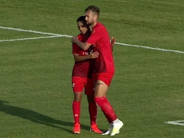 קרייו. שער בכורה לספרדי