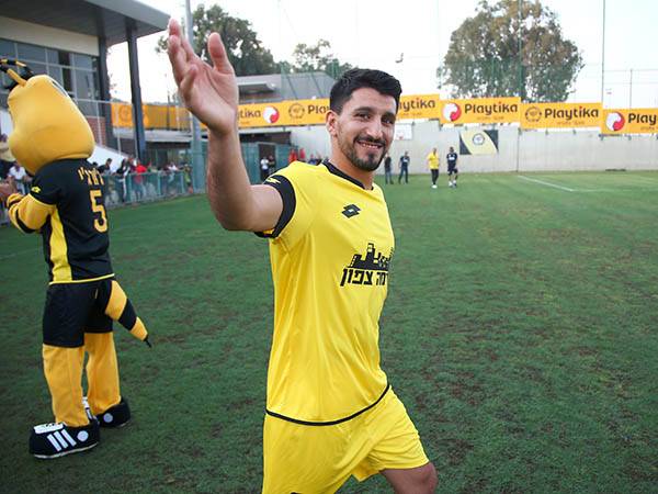 כהן. ההחתמה שלו השאירה את קהת בצל, ואולי לטובתו (אלן שיבר)