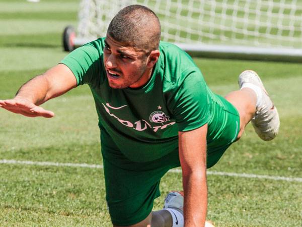 יצחק. במוקד הסערה (האתר הרשמי של מכבי חיפה)