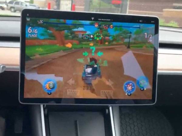 (צילום: טסלה)